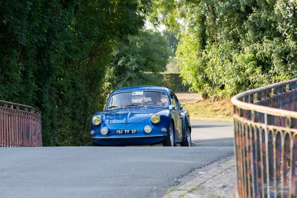 27 RGM Alpine 111 